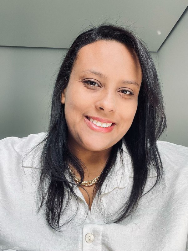 Dra. Yara Justino, advogada especialista
